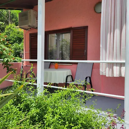 Apartament Secret Garden